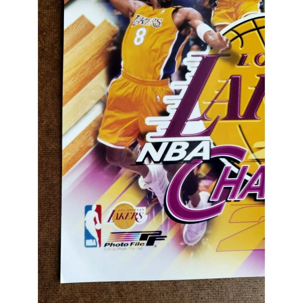 1999-2000 Los Angeles Lakers 2000 CHAMPIONS 10X8 Team Photo In Action KOBE SHAQ